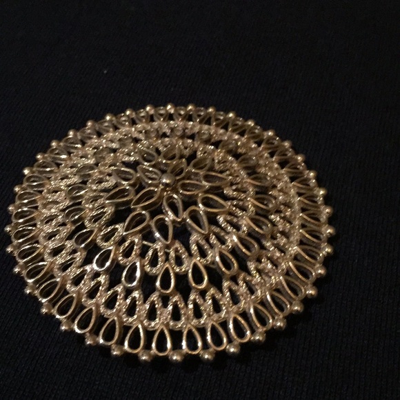 Sarah Coventry Designer Large Midcentury Sunburst Brooch Pin Gold Tone 2.5" - Picture 2 of 9